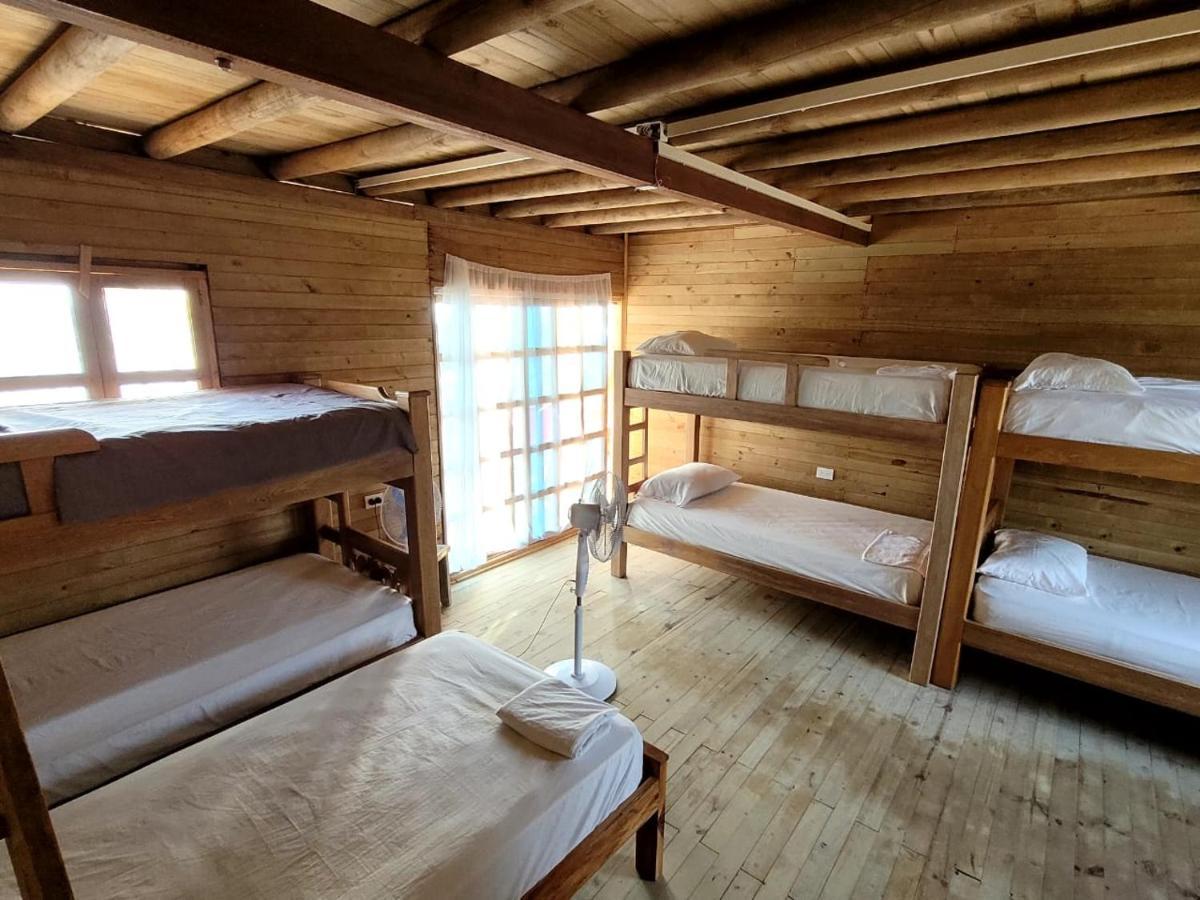 Hostel Villa Luz Beach Tintipan Island Bagian luar foto