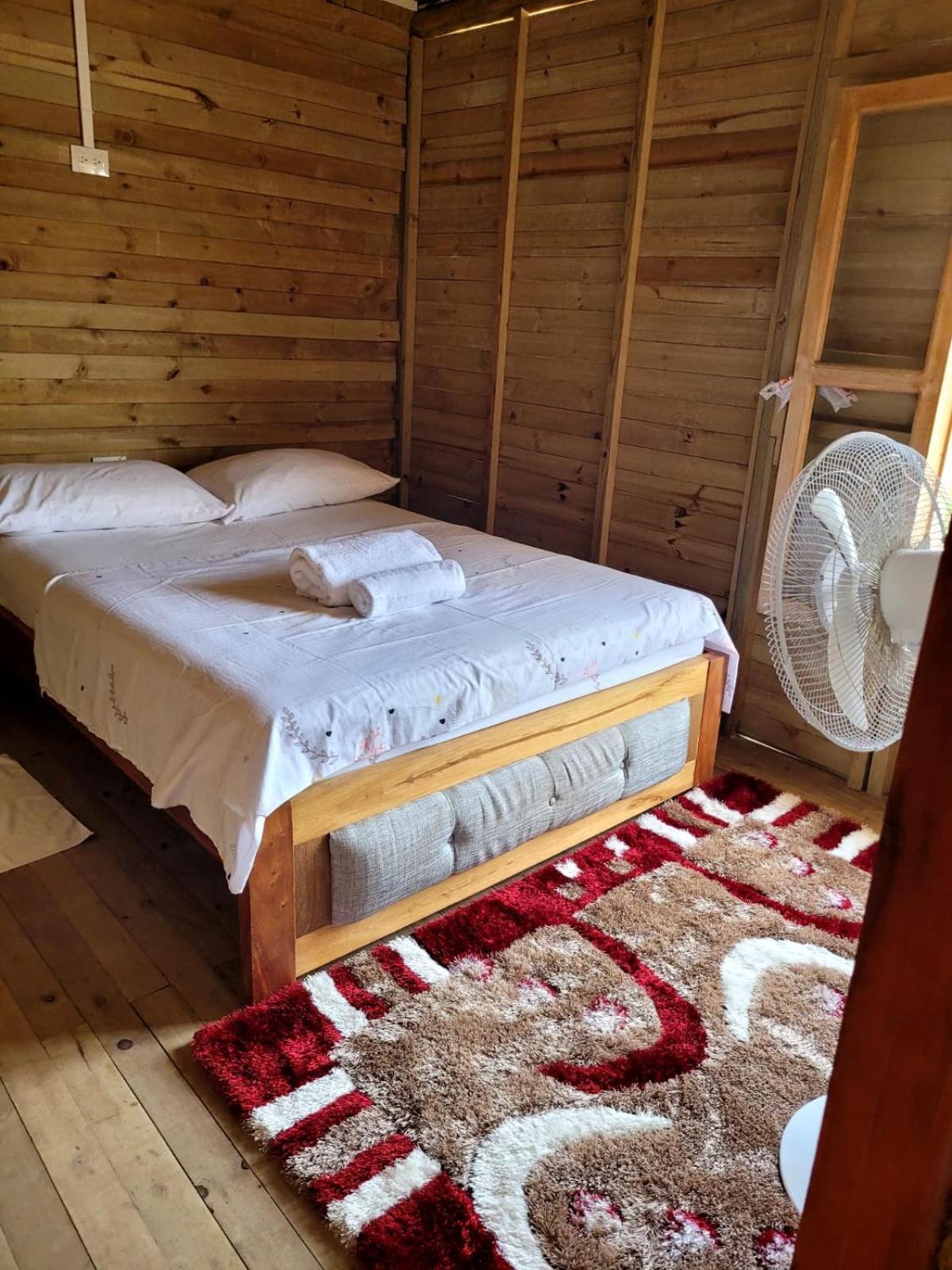 Hostel Villa Luz Beach Tintipan Island Bagian luar foto